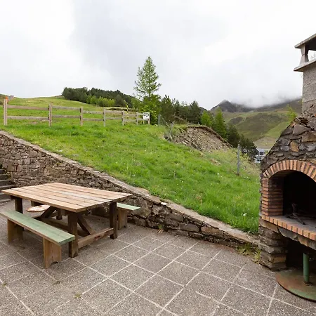 Horská chata Duplex A Peyragudes: 6 Pers, 3 Ch, Bbq, Acces Sentiers, Skyvall Et Services En Option - Fr-1-695-48 Gouaux-de-Larboust