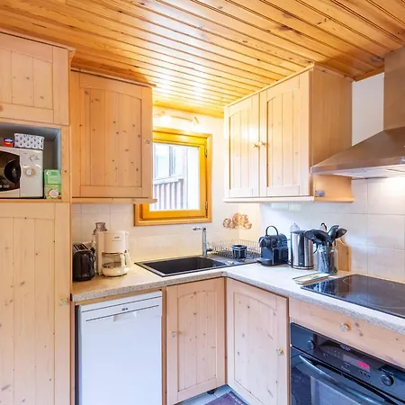 Duplex A Peyragudes: 6 Pers, 3 Ch, Bbq, Acces Sentiers, Skyvall Et Services En Option - Fr-1-695-48 *