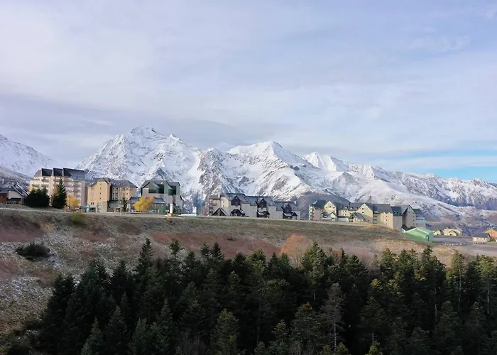 Chalet Duplex A Peyragudes: 6 Pers, 3 Ch, Bbq, Acces Sentiers, Skyvall Et Services En Option - Fr-1-695-48 Gouaux-de-Larboust